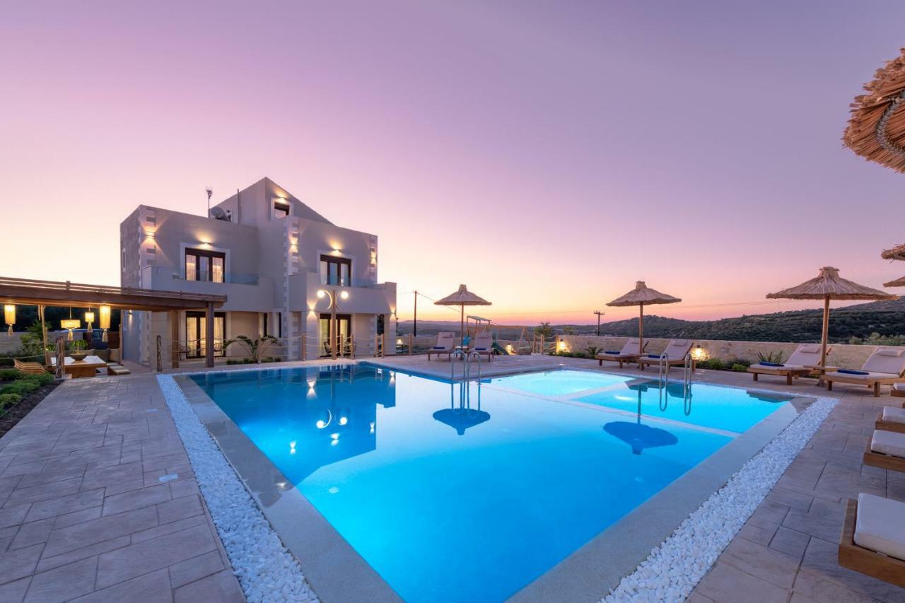 Ivoni Villa, An Iconic Summer Retreat, By Thinkvilla Perama  Eksteriør billede